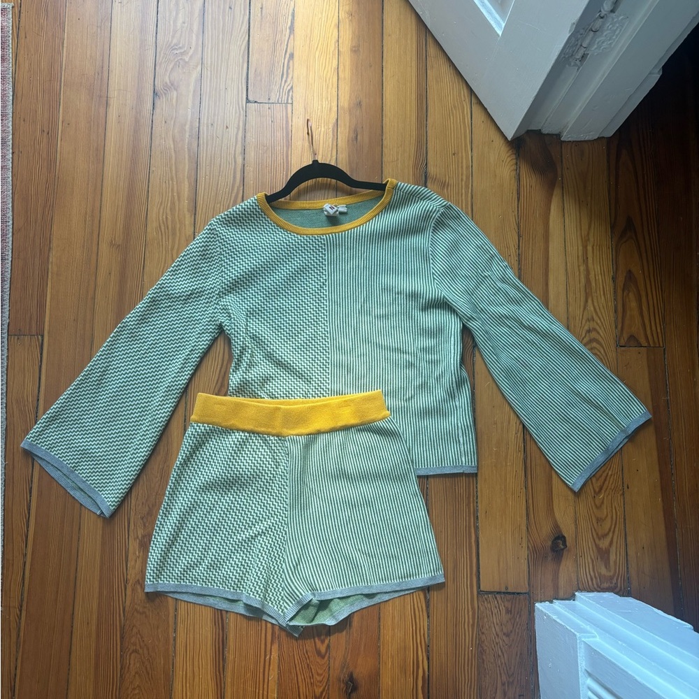 Dolan Lounge Set